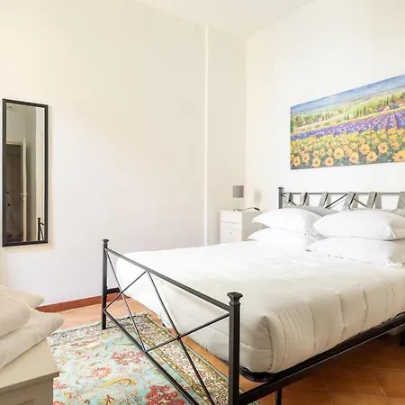 Daire R.c. Cappellari Loft Campo De' Fiori *